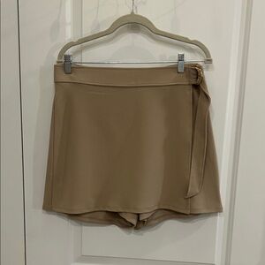 H&M Tan Women's Skort with Belt Detail